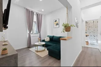 Renovated 2 Rooms Apartment Old Town - imagine 4