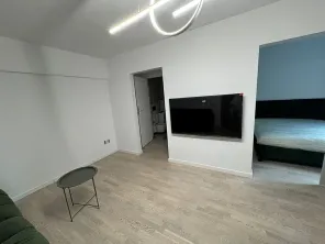 2 Rooms / 1 Bedroom Apartment for Rent at Piata Romana