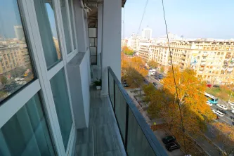 Modern 3 Rooms Apartment Piata Romana - imagine 4