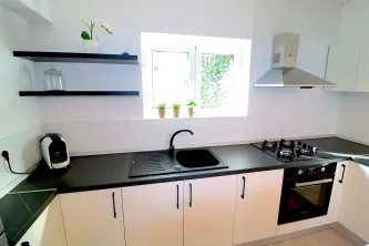 Modern 3 Rooms Apartment Piata Romana - imagine 20