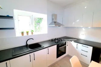 Modern 3 Rooms Apartment Piata Romana - imagine 13