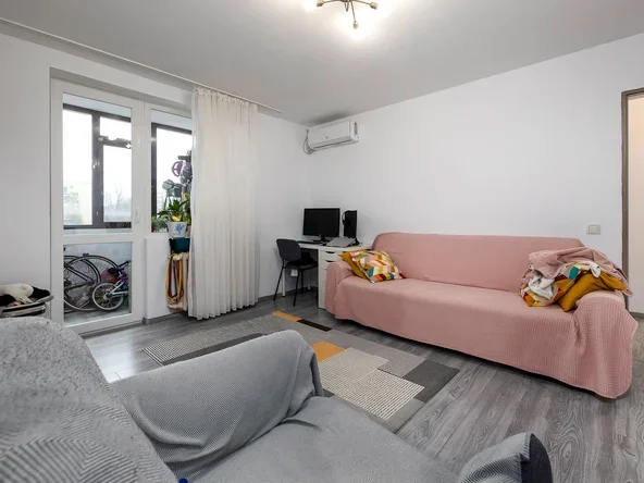 3 Rooms Apartment For Sale Stefan cel Mare - imagine 1