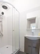 3 Rooms Apartment With High Rental Yield - imagine 8