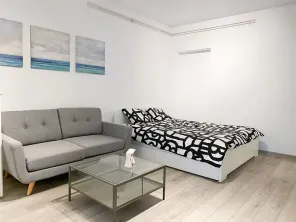 3 Rooms Apartment With High Rental Yield - imagine 7