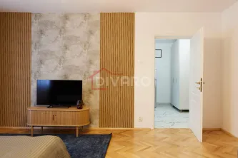 Inchiriere garsoniera 45mp mobilata/utilata imobil 1990 Piata Unirii - imagine 4