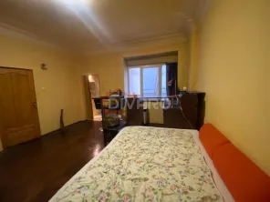 Vanzare garsoniera parter vila D+P+2 Cotroceni metrou Eroilor - imagine 7