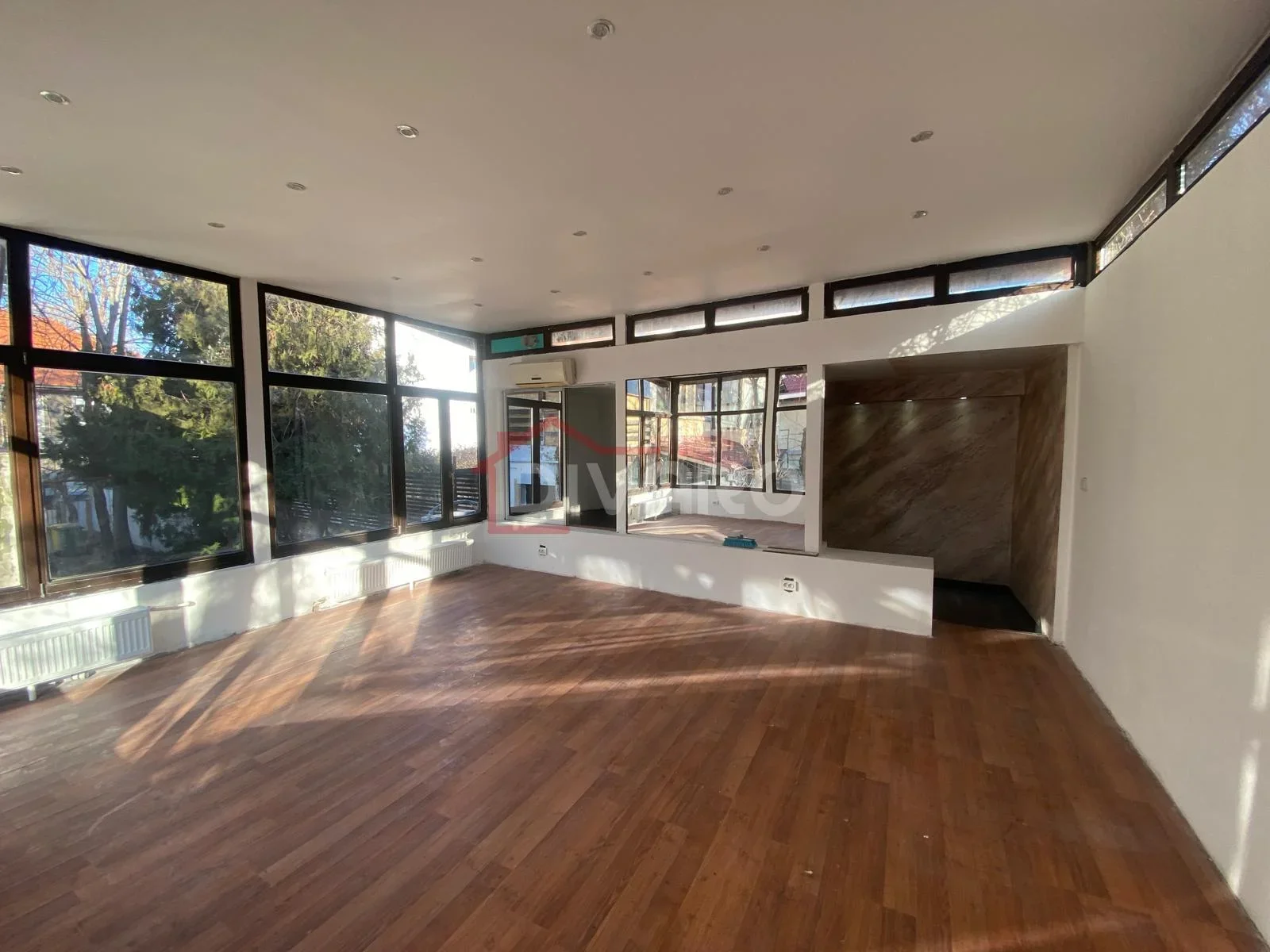 Inchiriere casa 90mp P+1 doua camere Cotroceni metrou Eroilor ideal birouri - imagine 1