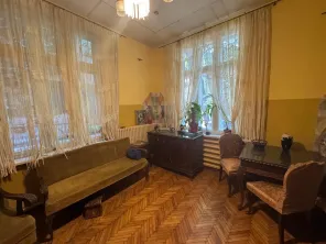 Vila Cotroceni | Teren 373mp | curte | Potential rezidential si investitional - imagine 2