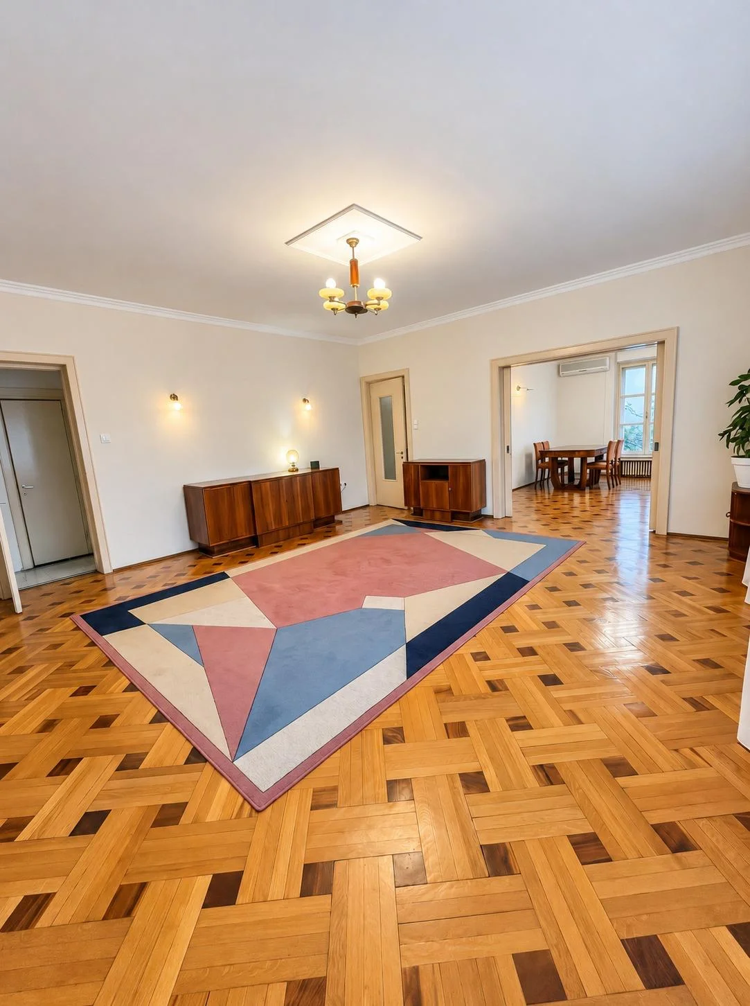 Inchiriere apartament 140mp in vila D+P+1+M | Cotroceni | Ideal pentru birouri/sediu de firma - imagine 1