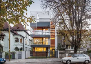 Vanzare imobil 2015 terase si curte Palatul Cotroceni - imagine 2