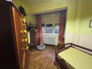 Vanzare apartament patru camere in vila Cotroceni Romniceanu piata metrou - imagine 4