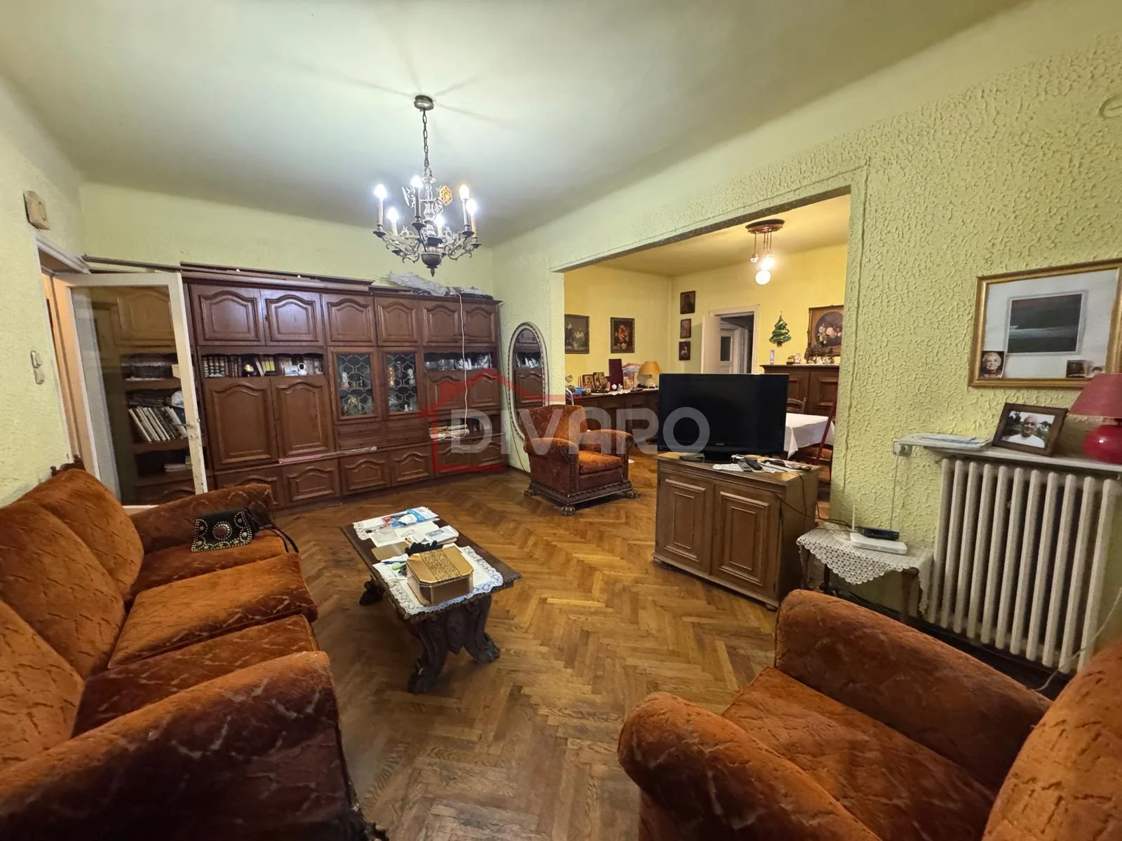 Vanzare apartament patru camere in vila Cotroceni Romniceanu piata metrou - imagine 1