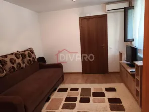 Vanzare proprietate cu doua case si intrari separate curte Giulesti - imagine 23