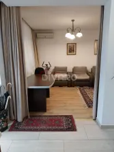 Vanzare proprietate cu doua case si intrari separate curte Giulesti - imagine 13