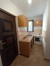 Vanzare proprietate cu doua case si intrari separate curte Giulesti - imagine 25