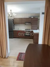 Vanzare proprietate cu doua case si intrari separate curte Giulesti - imagine 12