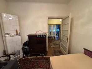 Vanzare apartament patru camere in vila cartierul Armenesc curte - imagine 5