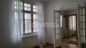 Inchiriere casa doua camere renovata curte 100mp Cotroceni metrou Eroilor - imagine 20
