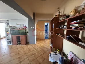Vanzare apartament decomandat patru camere parcare Crangasi piata metrou - imagine 11
