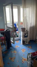 Vanzare apartament decomandat patru camere parcare Crangasi piata metrou - imagine 19