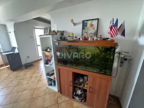 Vanzare apartament decomandat patru camere parcare Crangasi piata metrou - imagine 12