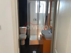 Inchiriere vila etajele 1+2+M Cotroceni metrou spital Eroilor imobil 2002 - imagine 56