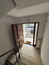 Inchiriere vila etajele 1+2+M Cotroceni metrou spital Eroilor imobil 2002 - imagine 67