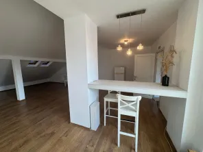 Inchiriere apartament duplex 2+3 retras in vila 2002 Cotroceni metrou Eroilor spital - imagine 3