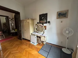 Vanzare apartament 4 camere in vila interbelica terasa curte intrare separata Cotroceni Romniceanu - imagine 8