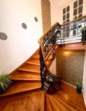 Vanzare apartament etaj 1+M 153mp 6 camere intrare separata in vila interbelica curte Unirii Centrul Istoric - imagine 9