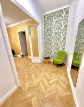 Vanzare apartament etaj 1+M 153mp 6 camere intrare separata in vila interbelica curte Unirii Centrul Istoric - imagine 7