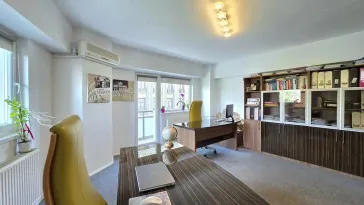 Vanzare apartament generos 4 camere 112mp ideal birouri/Airbnb Universitate metrou - imagine 2