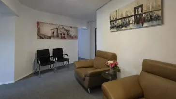 Vanzare apartament generos 4 camere 112mp ideal birouri/Airbnb Universitate metrou - imagine 5