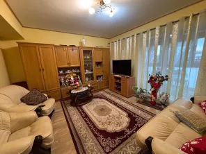 Apartament decomandat, luminos, cu 2 balcoane | Zona Ferdinand – Obor | 83mp - imagine 2
