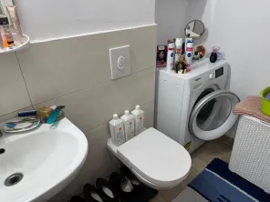 Apartament decomandat, luminos, cu 2 balcoane | Zona Ferdinand – Obor | 83mp - imagine 11
