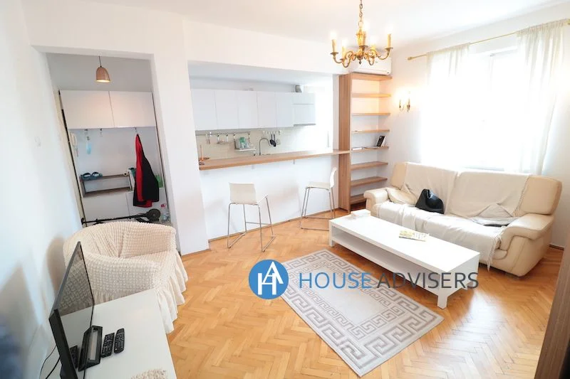 Inchiriere apartament 2 camere Universitate - imagine 1