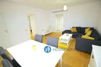 Inchiriere apartament 3 camere Universitate, bloc nou - imagine 4