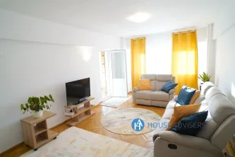 Inchiriere apartament 4 camere Romana - imagine 3
