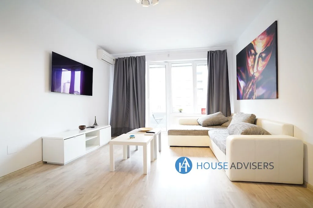 Inchiriere apartament 2 camere Romana - imagine 1