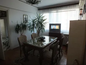 Inchiriere apartament 3 camere Romana - imagine 5