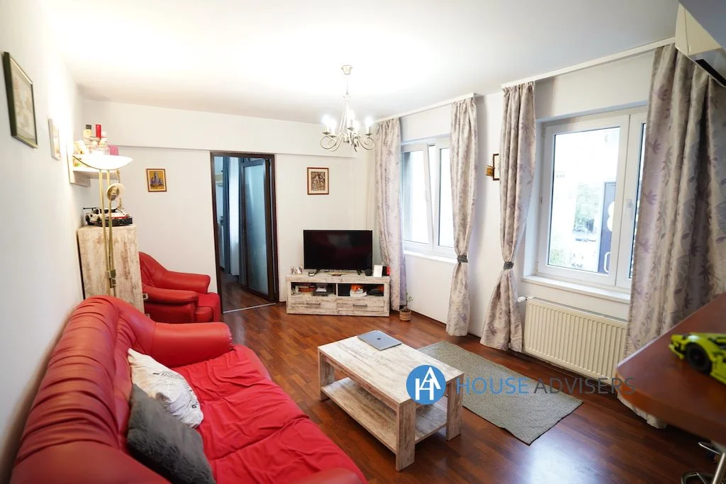 Inchiriere apartament 2 camere Universitate - imagine 1