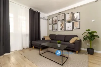 Inchiriere apartament 3 camere Stefan cel Mare - imagine 2