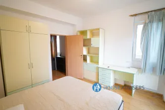 Inchiriere apartament 4 camere Romana - imagine 15