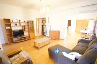 Inchiriere apartament 4 camere Romana - imagine 1
