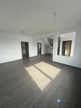 Vand casa in Buftea, Crevedia 400 mp - imagine 11