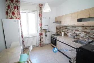 Inchiriere apartament 2 camere in vila Romana - imagine 10