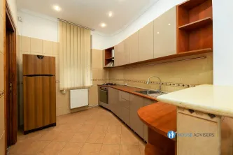 Inchiriere casa 5 camere Romana - imagine 11