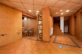 Inchiriere casa 5 camere Romana - imagine 16