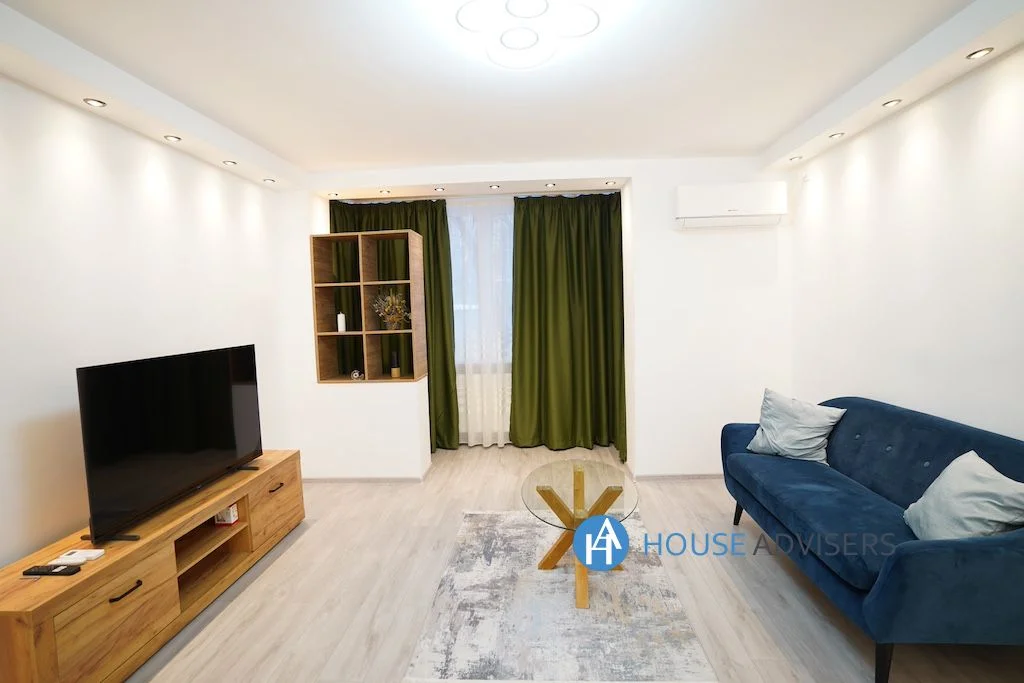 Inchiriere apartament 2 camere Piata Amzei - imagine 1