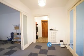 Inchiriere apartament 5 camere  in vila Romana - imagine 6